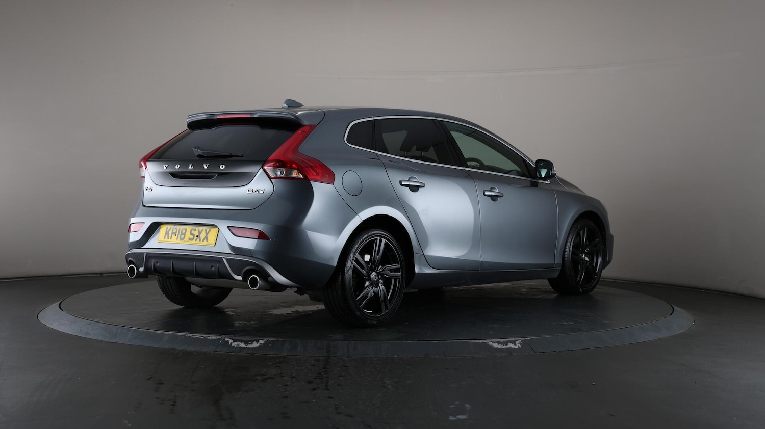 Used Volvo V40 2018 for sale - 76123026: Photo 65