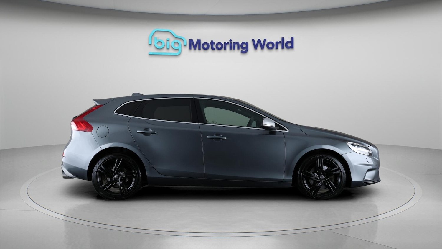 Used Volvo V40 2018 for sale - 76123026: Photo 8