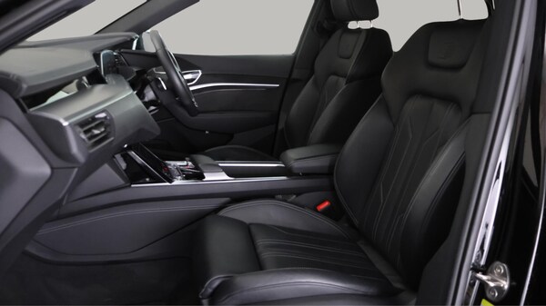 Used Audi e-tron 2022 for sale - 76327382: Photo 15