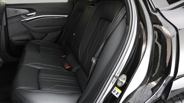 Used Audi e-tron 2022 for sale - 76327382: Photo 17