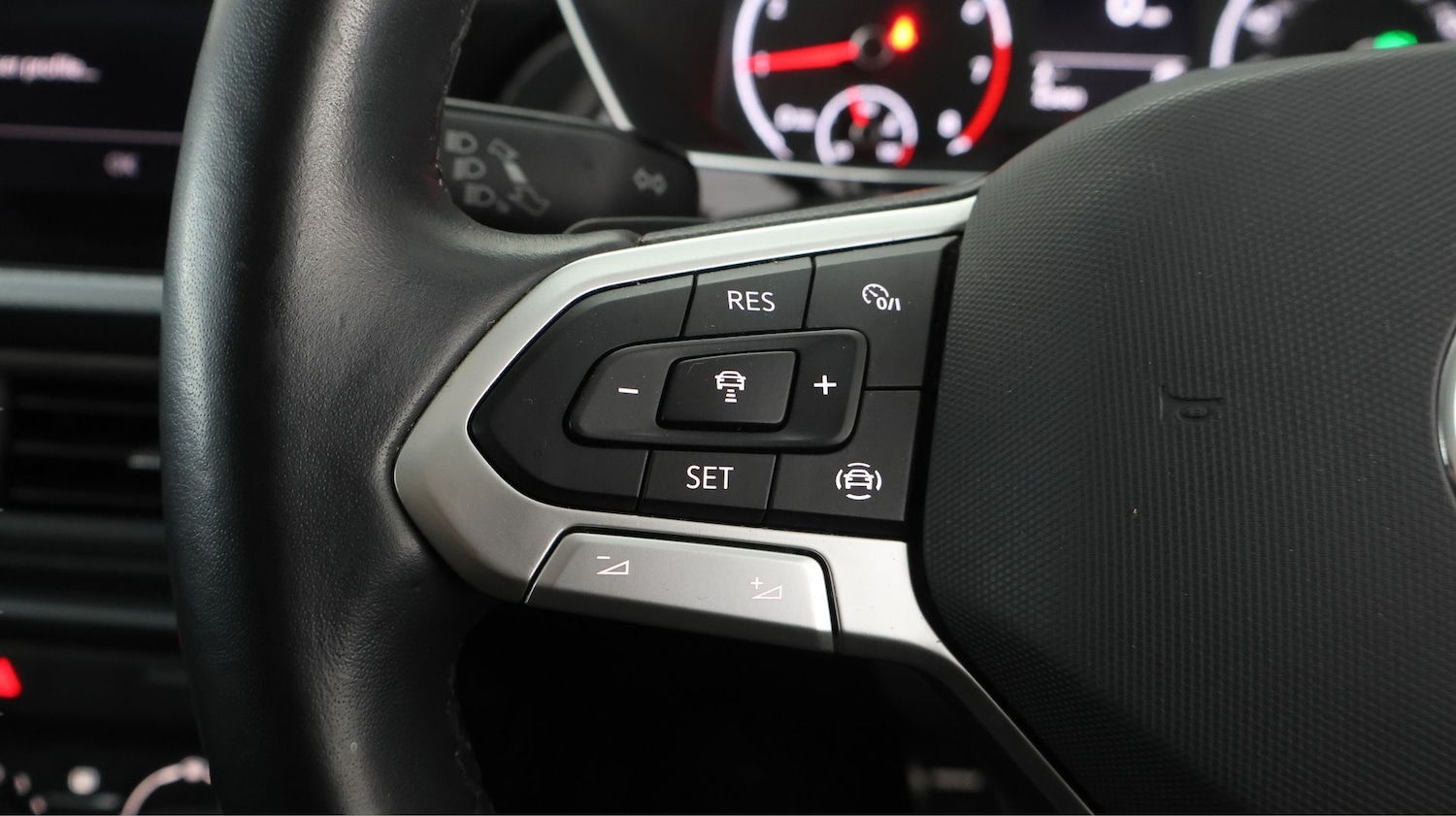 Used Volkswagen T-Cross 2022 for sale - 77891827: Photo 22