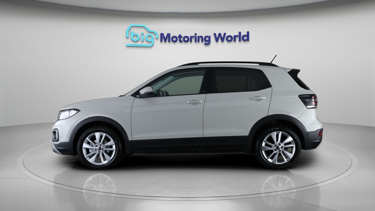 Used Volkswagen T-Cross 2022 for sale - 77891827: Photo 4
