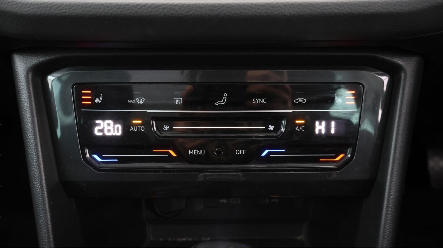 Used Volkswagen Tiguan 2023 for sale - 78106102: Photo 11