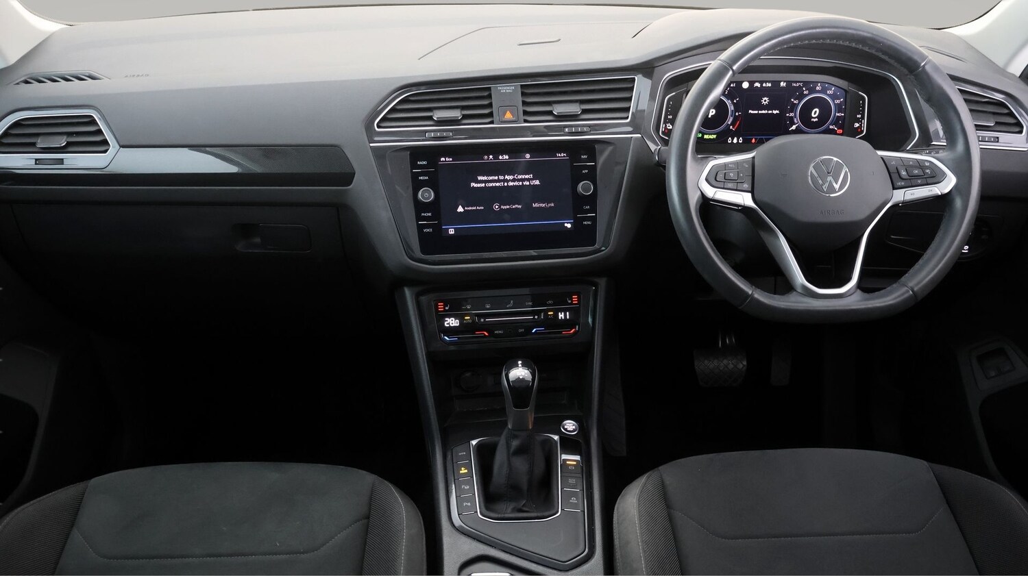 Used Volkswagen Tiguan 2023 for sale - 78106102: Photo 12