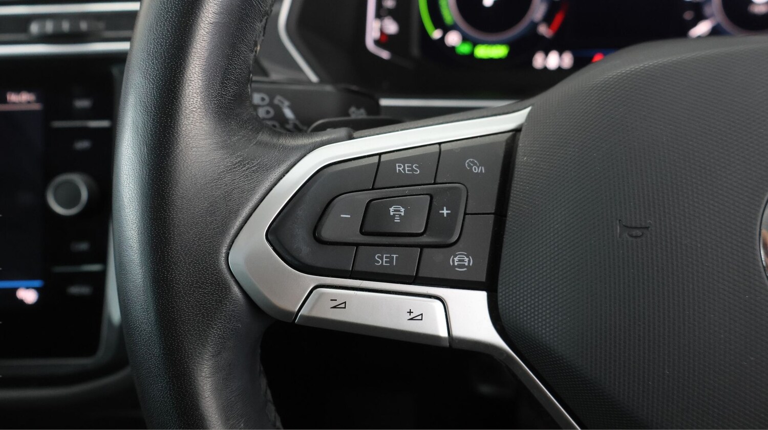 Used Volkswagen Tiguan 2023 for sale - 78106102: Photo 22