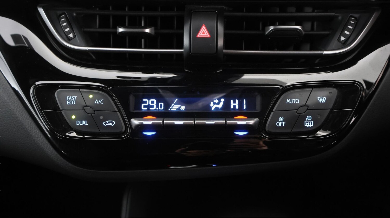 Used Toyota C-HR 2021 for sale - 77379021: Photo 11