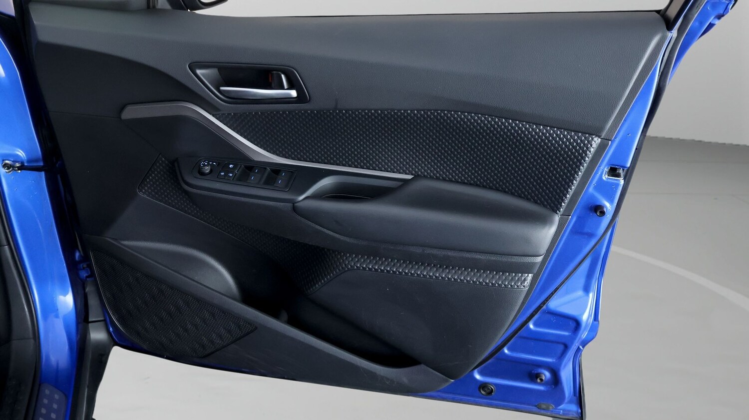 Used Toyota C-HR 2021 for sale - 77379021: Photo 14