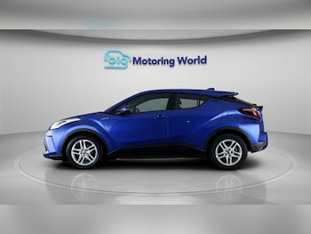Used Toyota C-HR 2021 for sale - 77379021: Photo