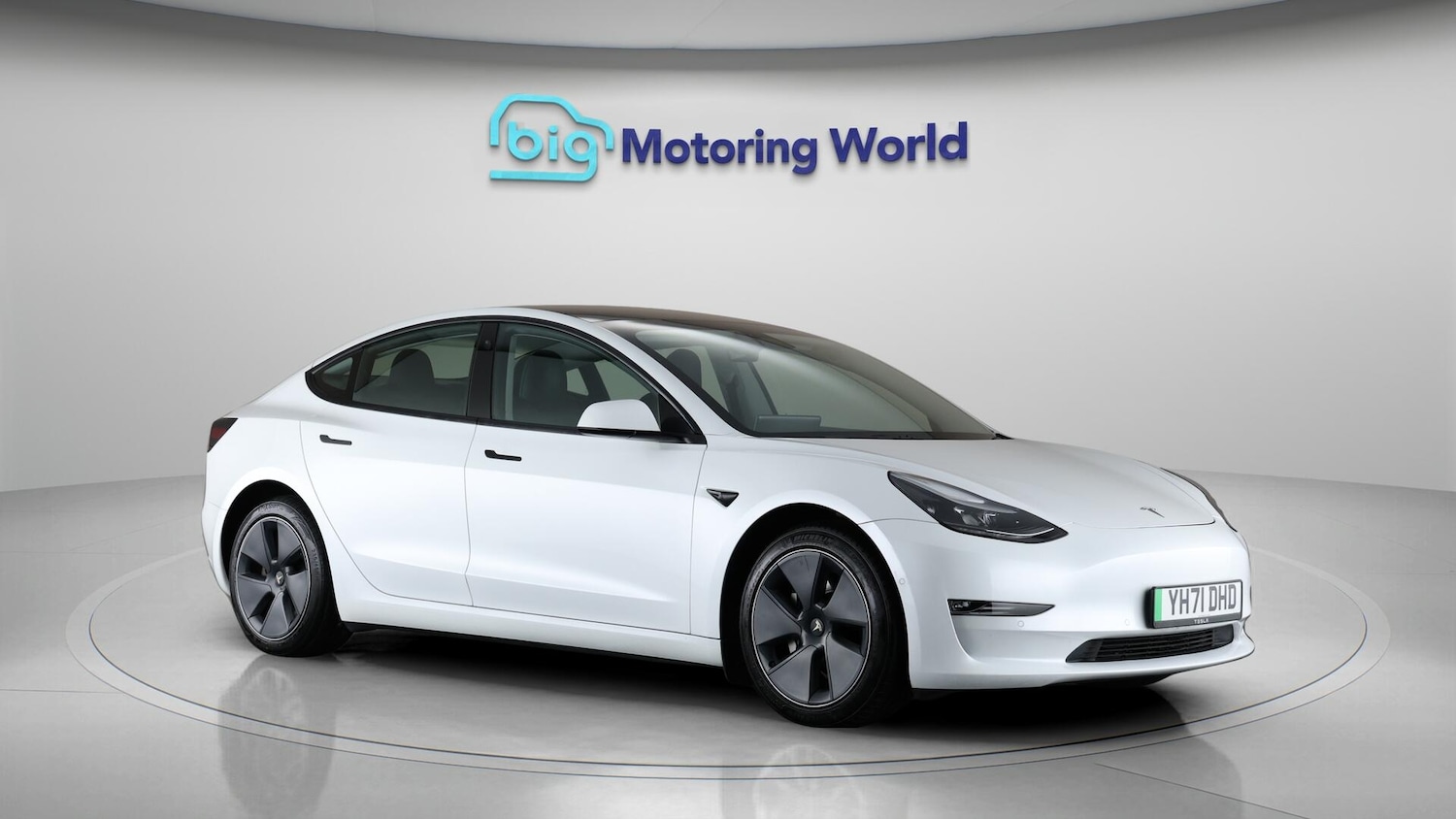 Used Tesla Model 3 2021 for sale - 76137408: Photo 1