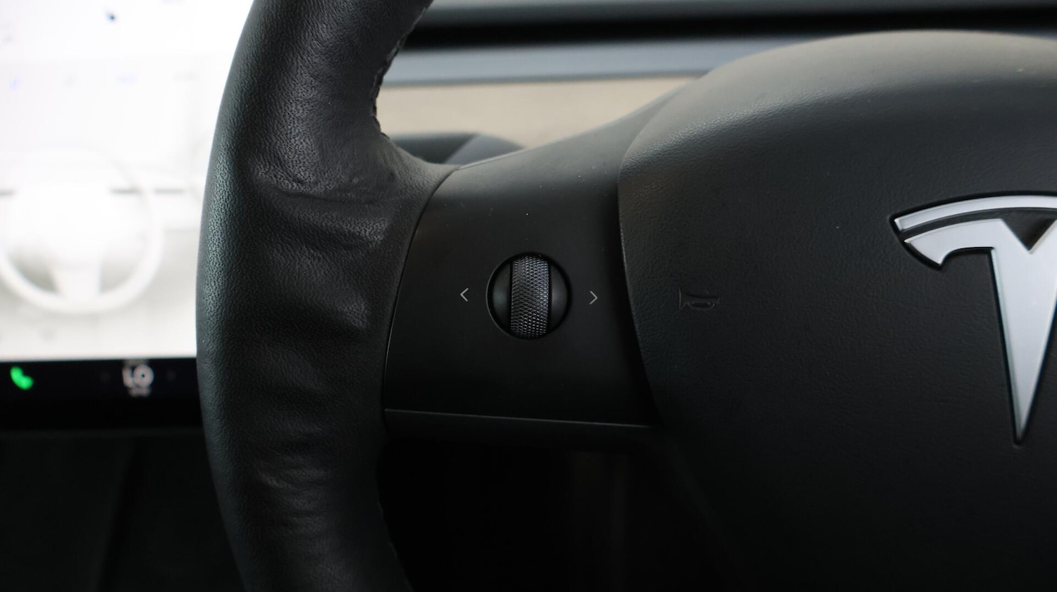 Used Tesla Model 3 2021 for sale - 76137408: Photo 22