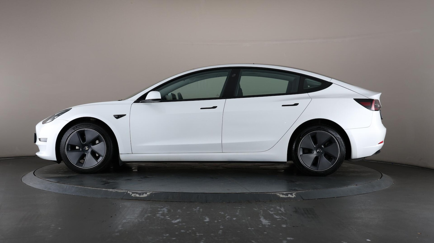 Used Tesla Model 3 2021 for sale - 76137408: Photo 37
