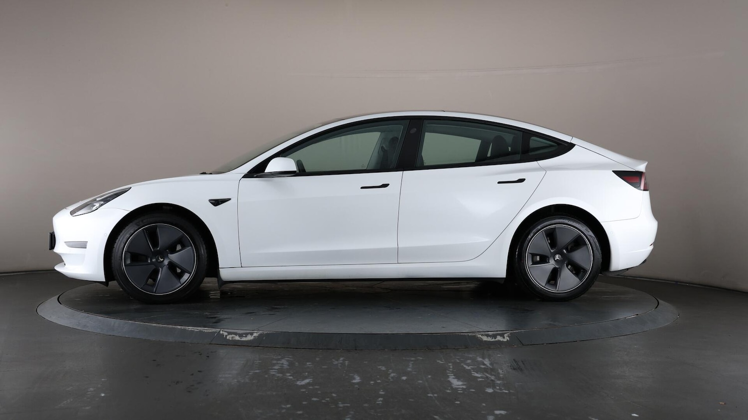 Used Tesla Model 3 2021 for sale - 76137408: Photo 38