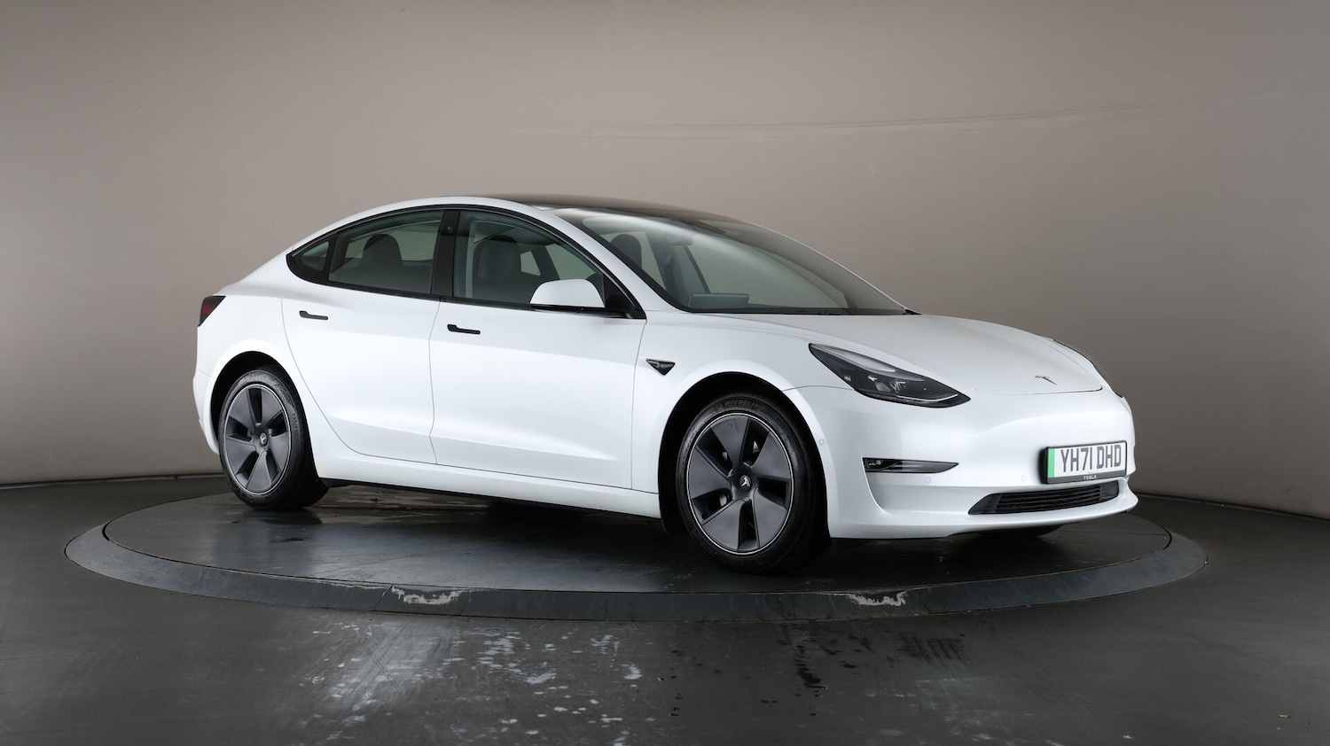 Used Tesla Model 3 2021 for sale - 76137408: Photo 54