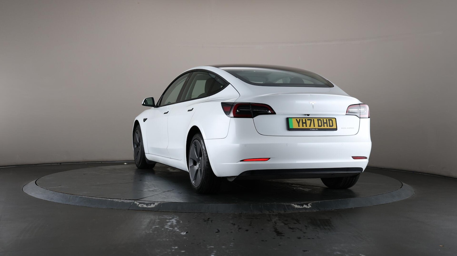 Used Tesla Model 3 2021 for sale - 76137408: Photo 57