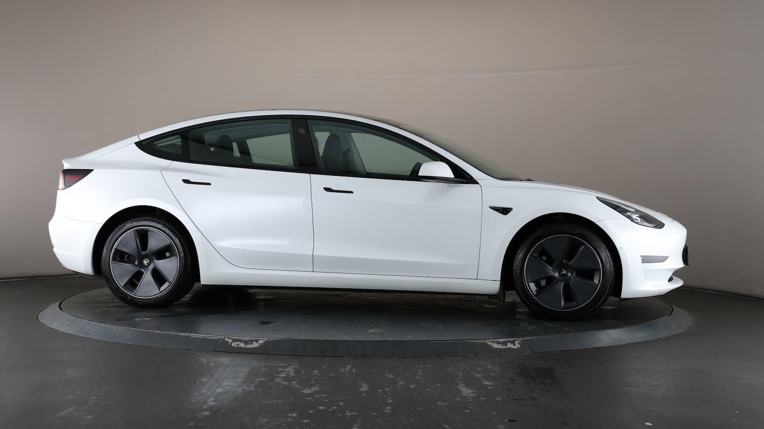 Used Tesla Model 3 2021 for sale - 76137408: Photo 59