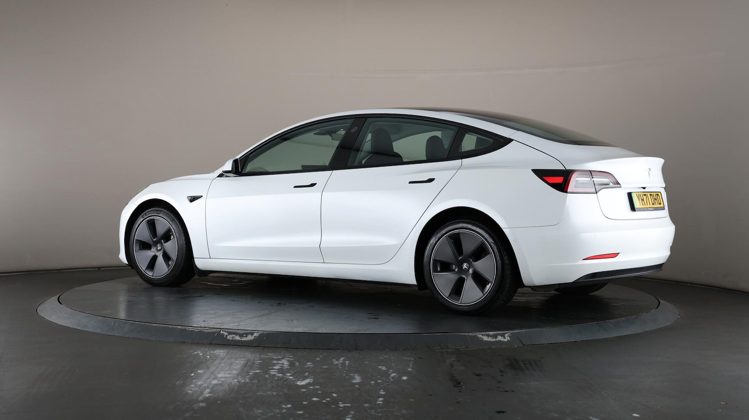 Used Tesla Model 3 2021 for sale - 76137408: Photo 75