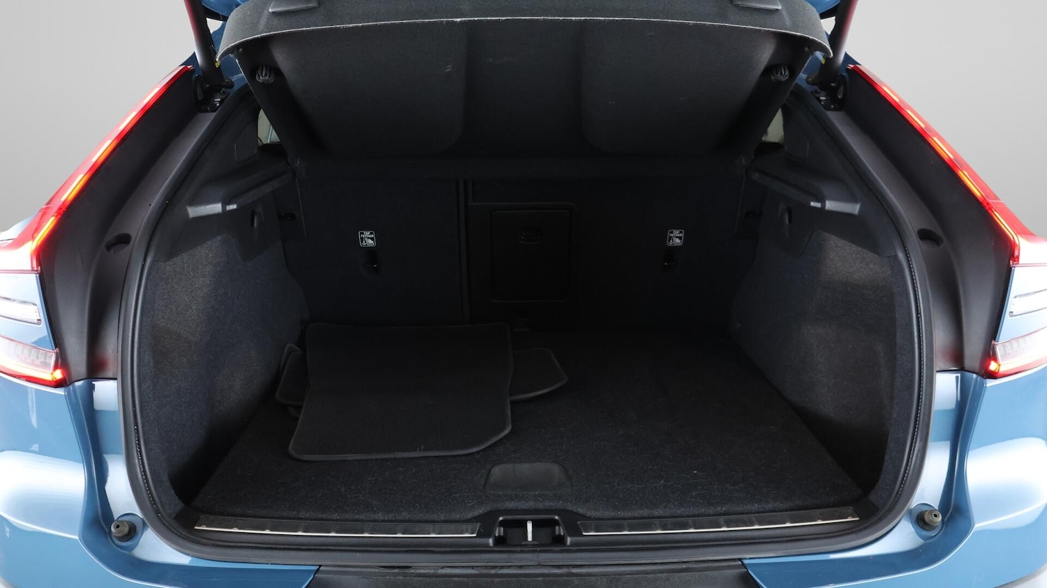 Used Volvo C40 2022 for sale - 76042994: Photo 24