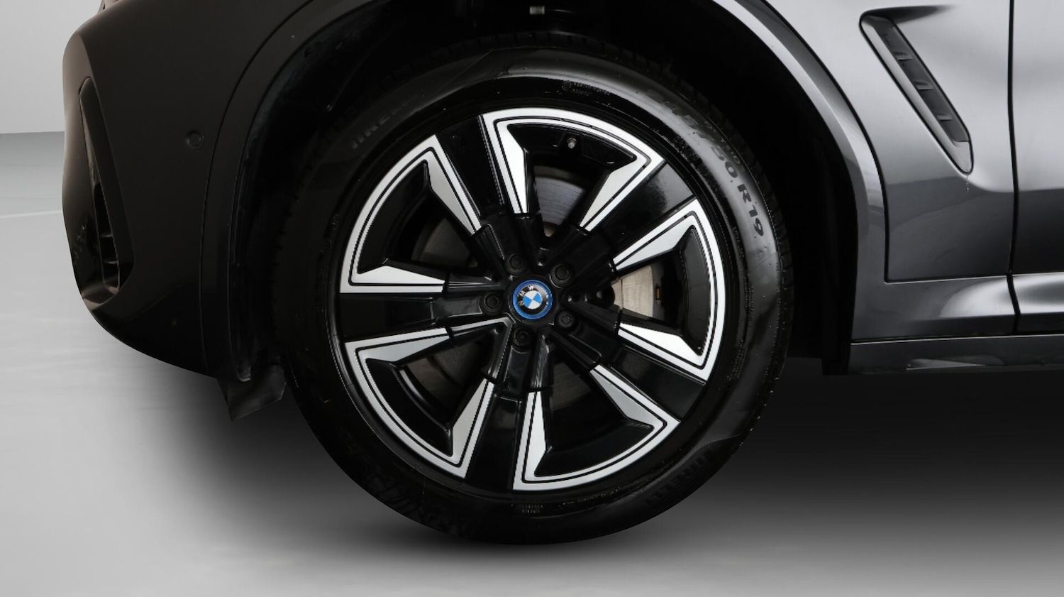 Used BMW iX3 2022 for sale - 76084233: Photo 18