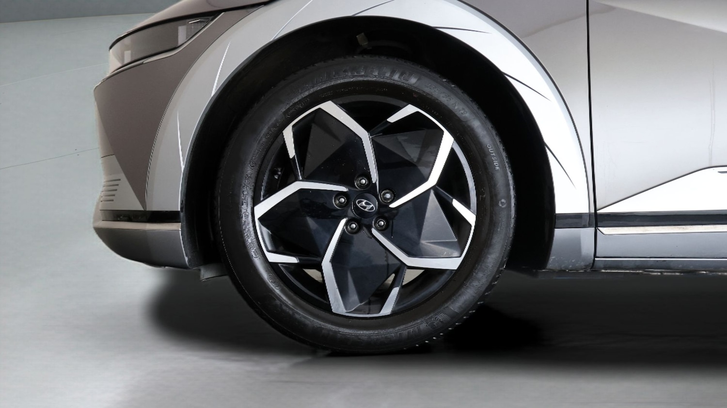 Used Hyundai IONIQ 5 for sale - 77477989: Photo 17