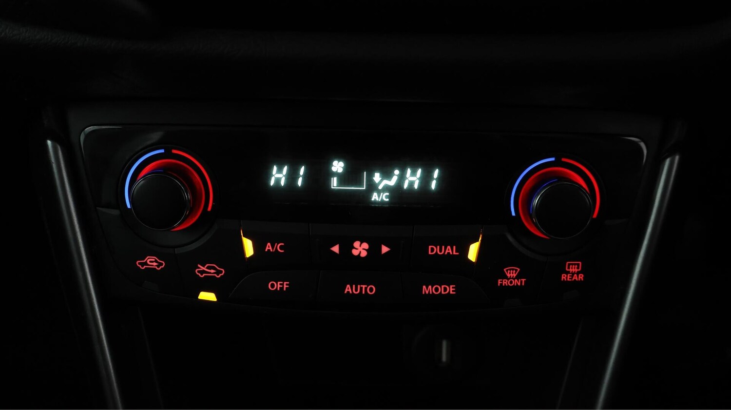 Used Suzuki SX4 S-Cross 2023 for sale - 76239560: Photo 12