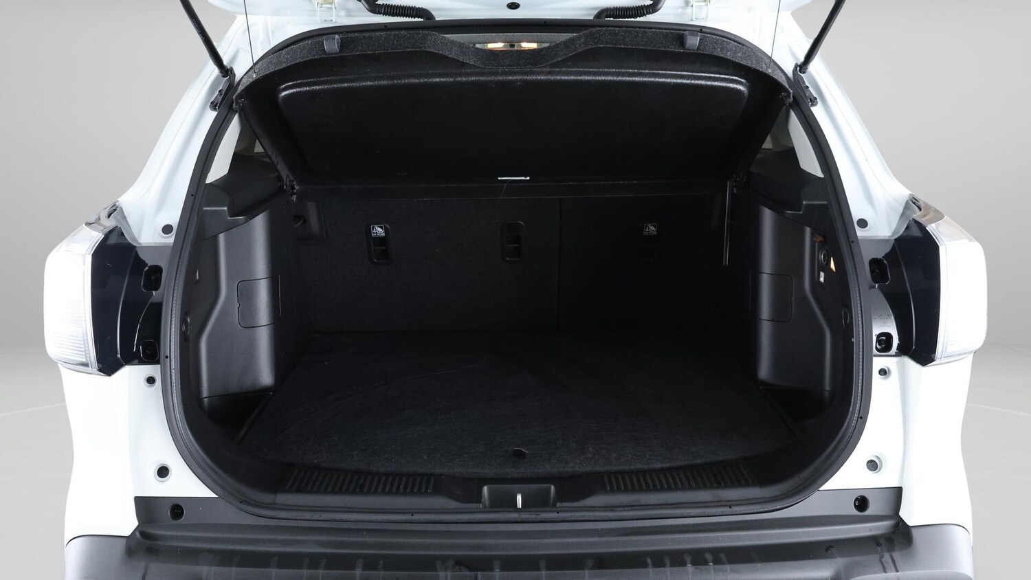 Used Suzuki SX4 S-Cross 2023 for sale - 76239560: Photo 17