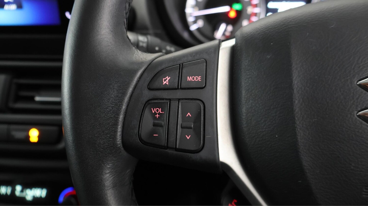 Used Suzuki SX4 S-Cross 2023 for sale - 76239560: Photo 25