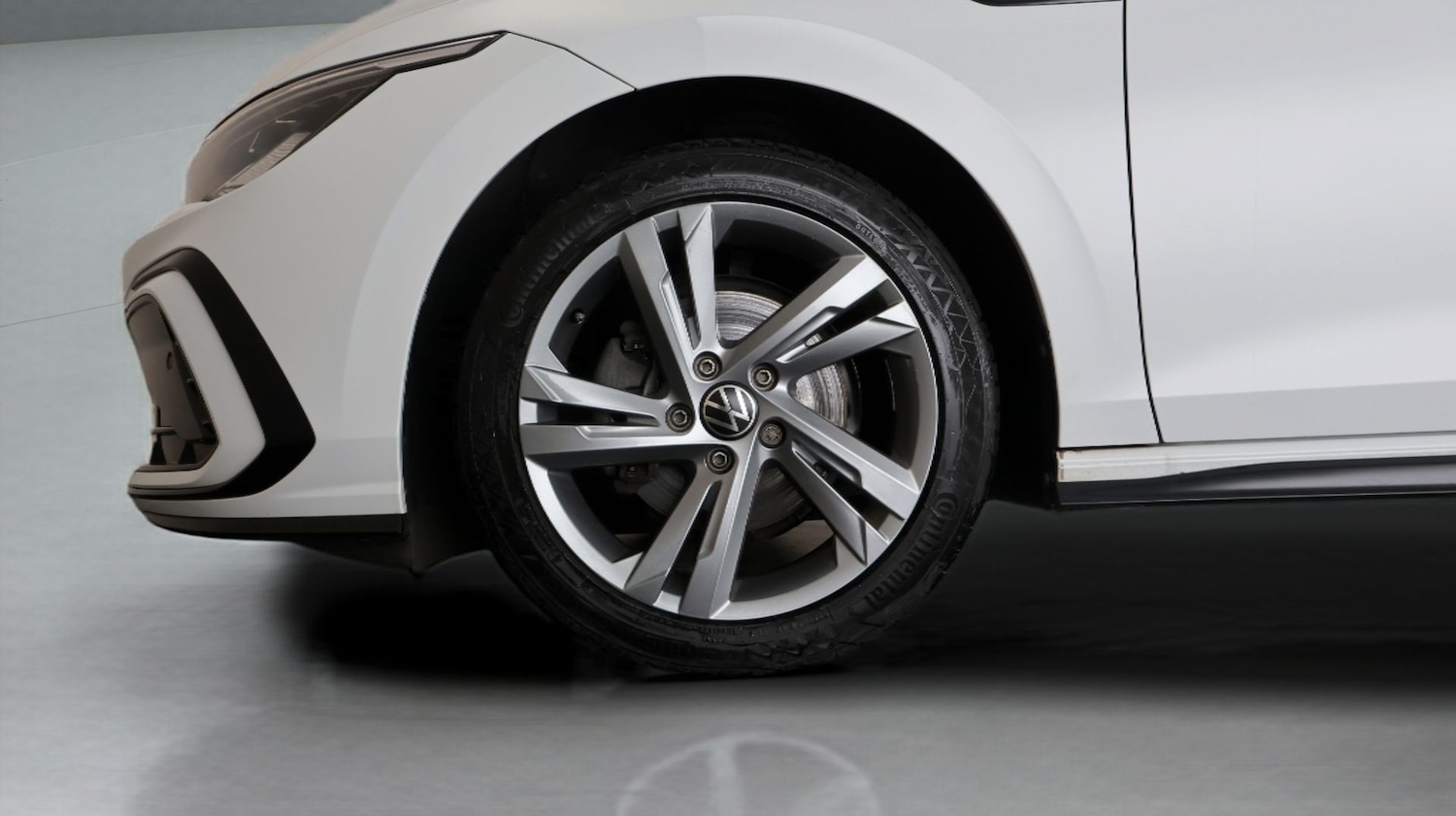 Used Volkswagen Golf 2023 for sale - 77797104: Photo 17