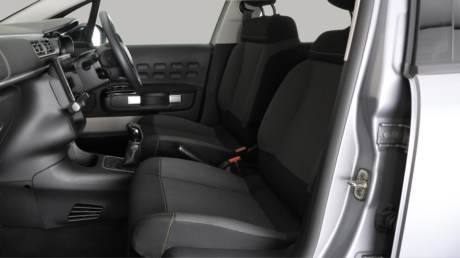 Used Citroen C3 2023 for sale - 76632793: Photo 14