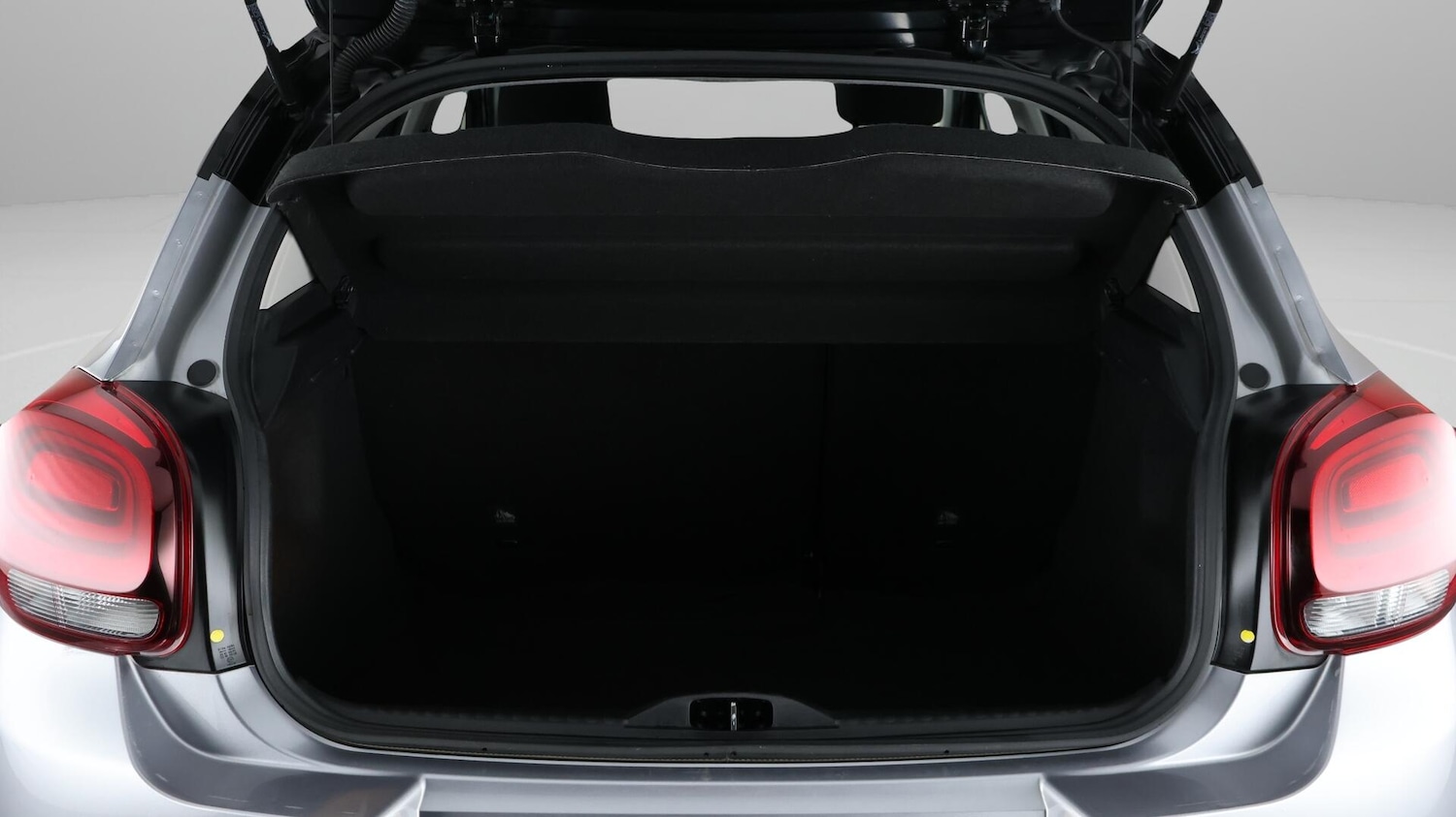 Used Citroen C3 2023 for sale - 76632793: Photo 17