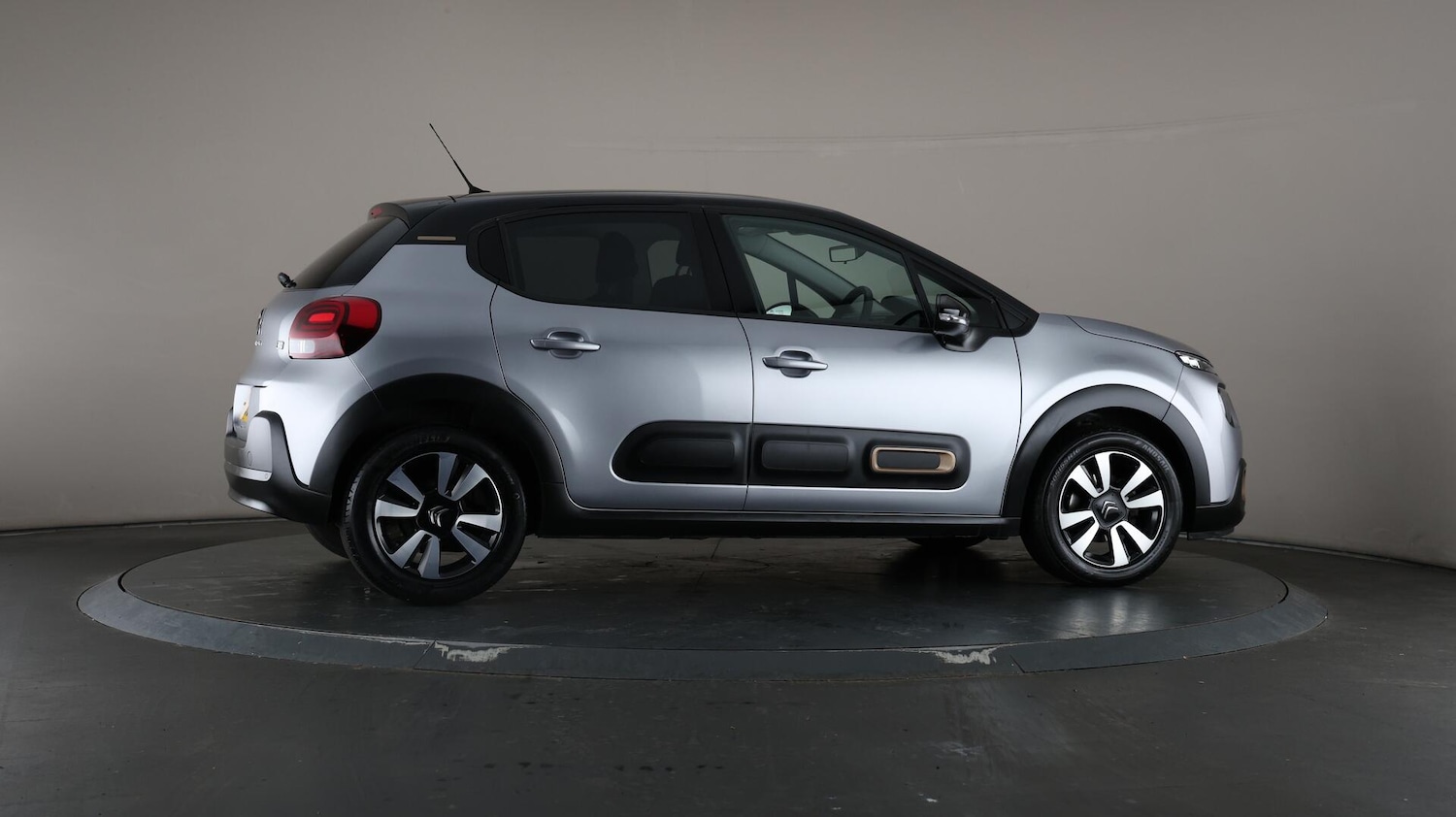 Used Citroen C3 2023 for sale - 76632793: Photo 61