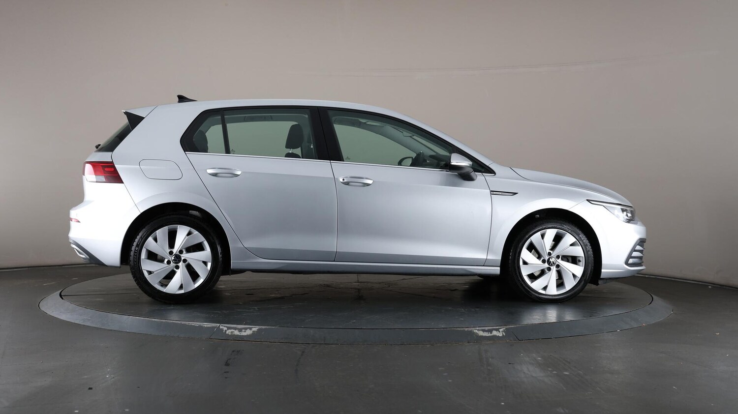 Used Volkswagen Golf 2022 for sale - 76001849: Photo 60
