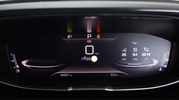 Used Peugeot 3008 2021 for sale - 76315020: Photo 11