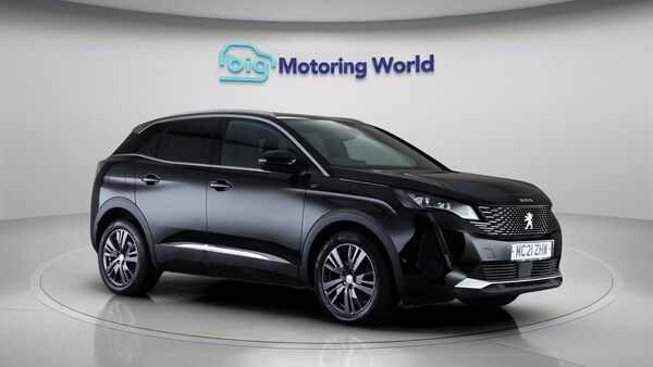 Used Peugeot 3008 2021 for sale - 76315020: Photo 2