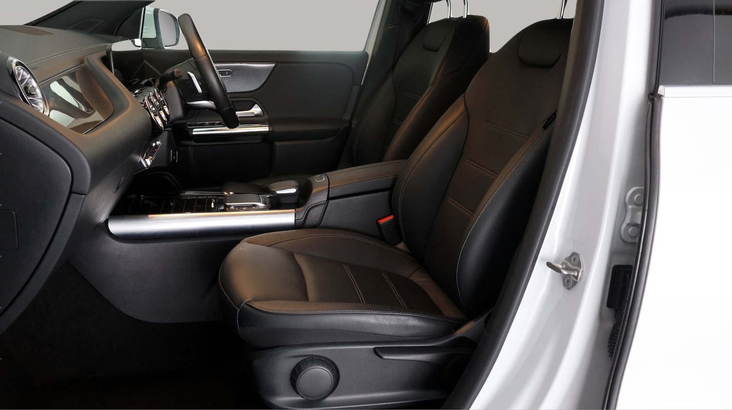 Used Mercedes-Benz GLA 2022 for sale - 77357019: Photo 14