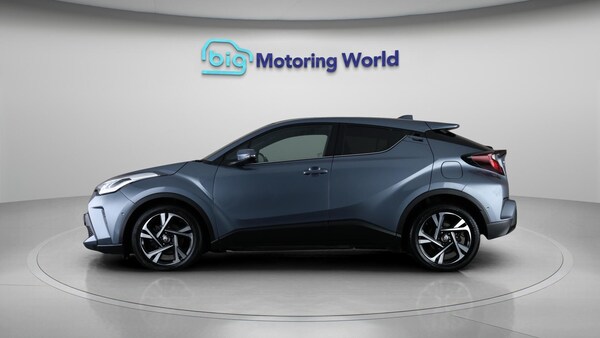 Used Toyota C-HR 2022 for sale - 76283065: Photo 4
