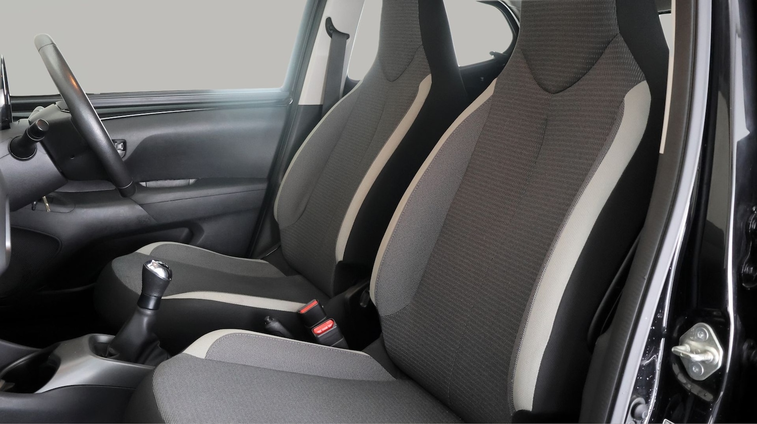 Used Toyota AYGO 2021 for sale - 77230762: Photo 14