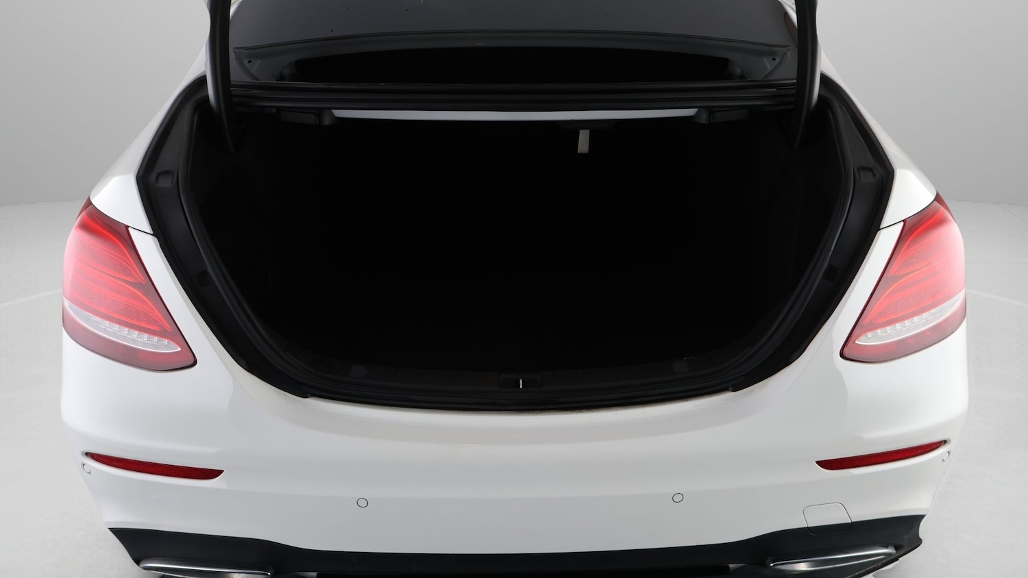 Used Mercedes-Benz E Class 2019 for sale - 77427001: Photo 17