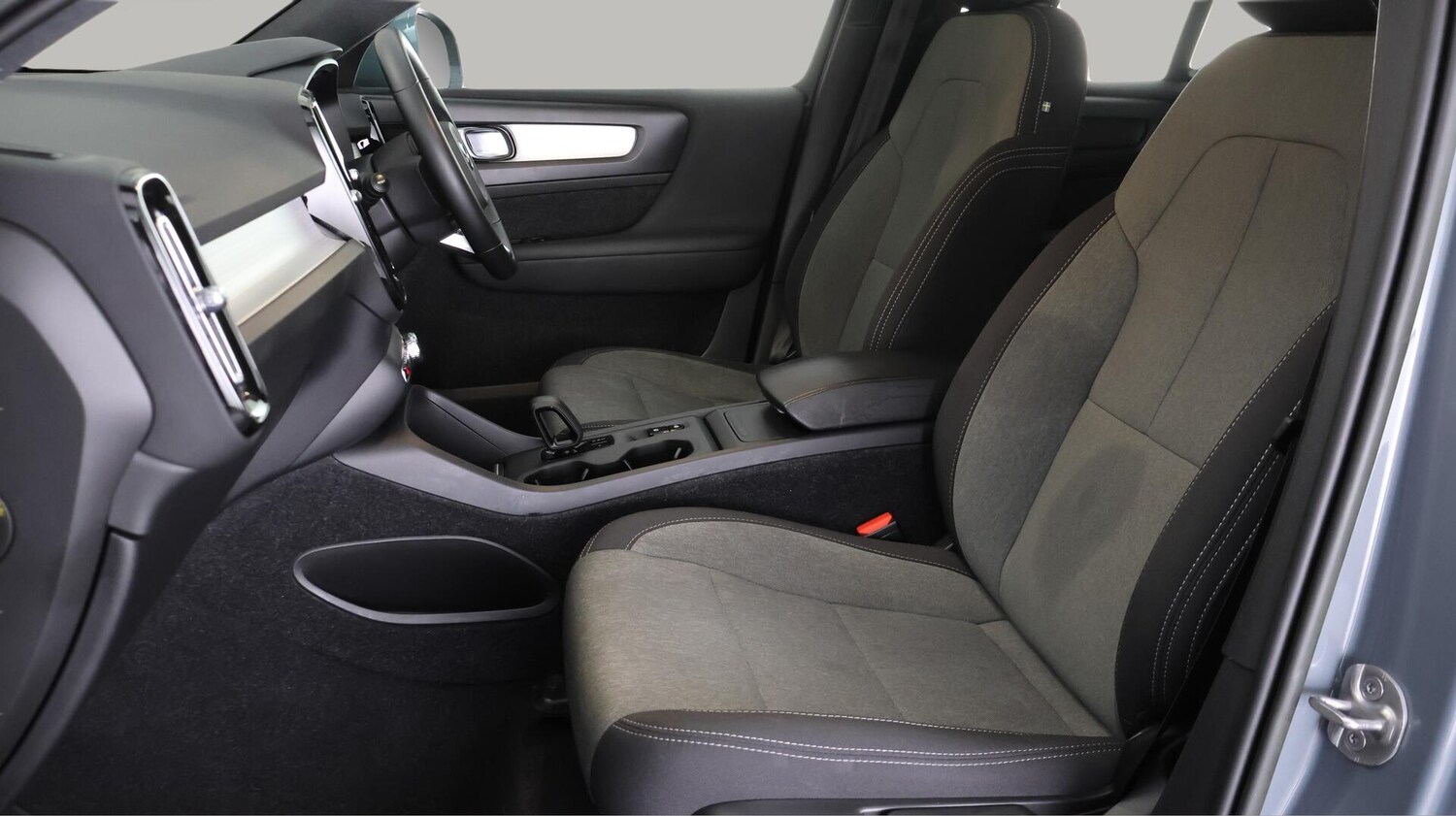 Used Volvo XC40 2022 for sale - 76596951: Photo 14