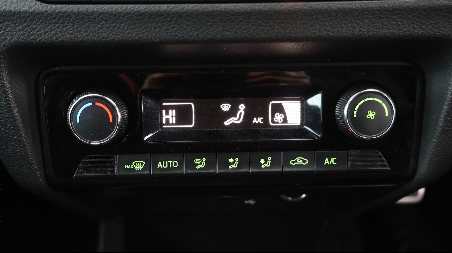 Used Skoda Fabia 2020 for sale - 77304004: Photo 11