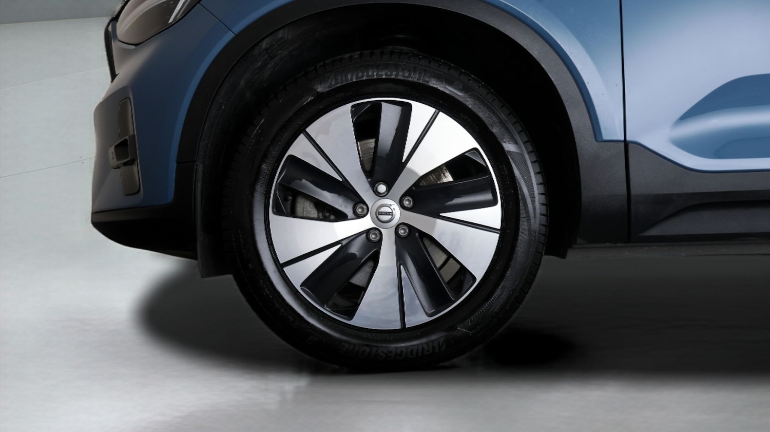 Used Volvo XC40 2023 for sale - 77262071: Photo 18