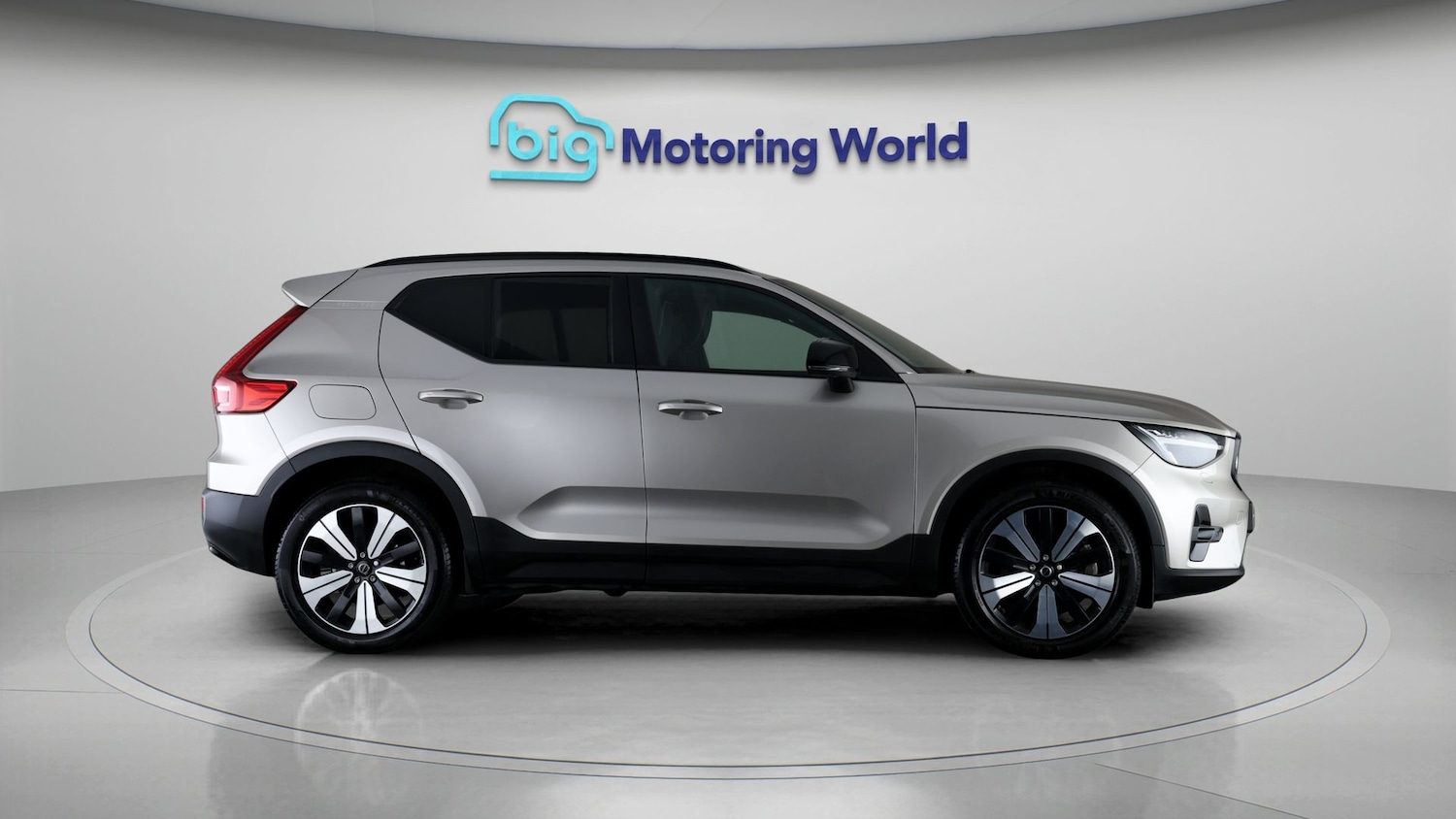 Used Volvo XC40 2023 for sale - 77669386: Photo 8