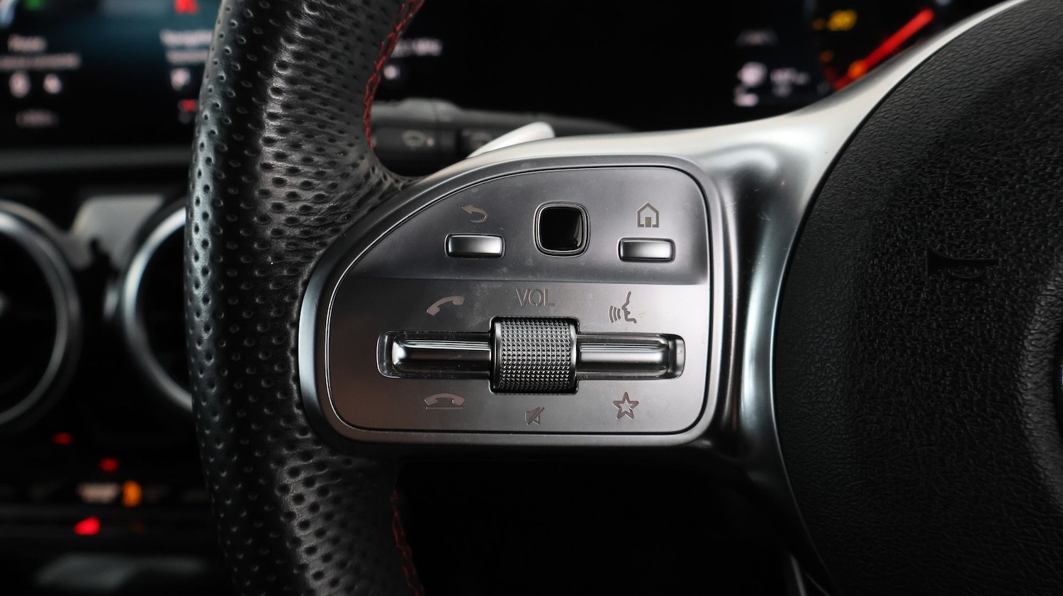 Used Mercedes-Benz A-Class 2020 for sale - 77620808: Photo 25