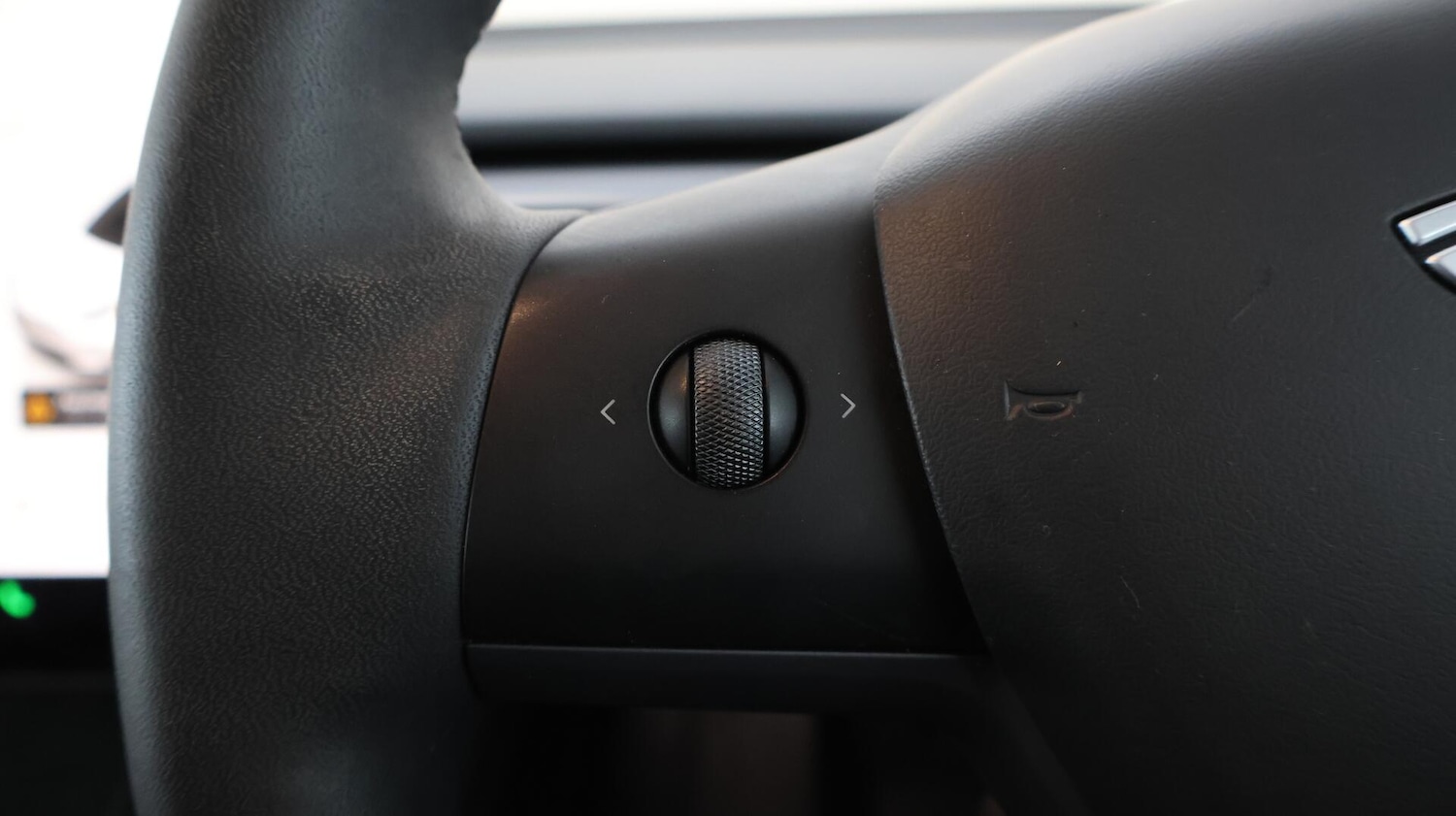 Used Tesla Model Y 2022 for sale - 76083650: Photo 23