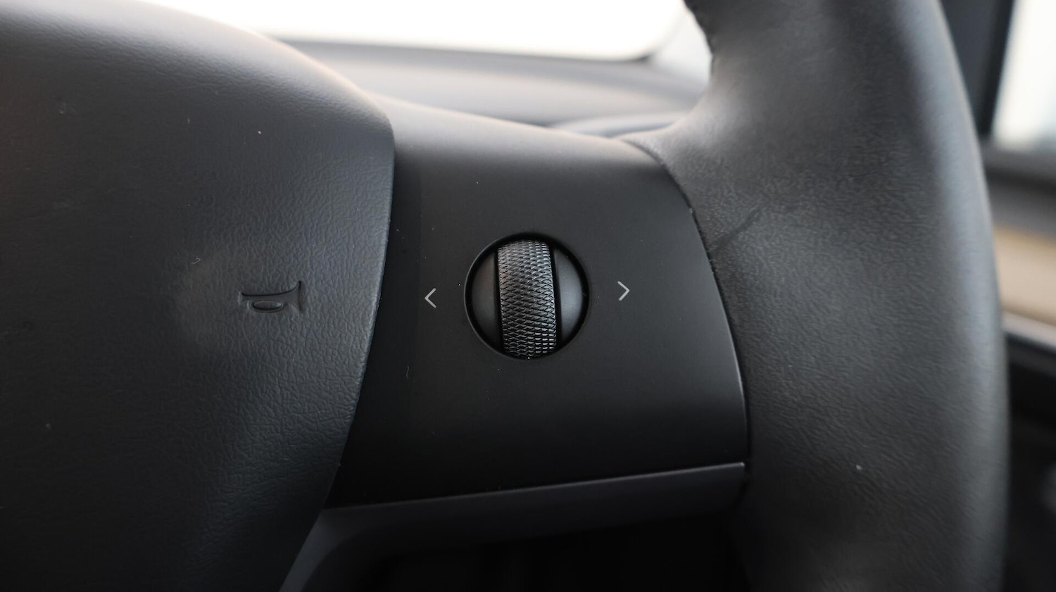 Used Tesla Model Y 2022 for sale - 76083650: Photo 24