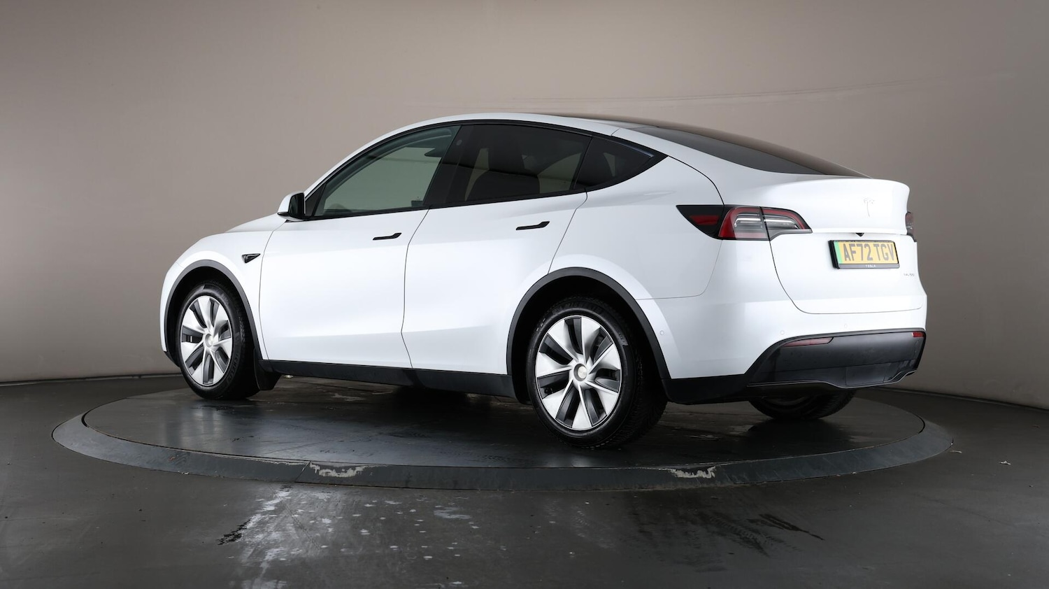 Used Tesla Model Y 2022 for sale - 76083650: Photo 75