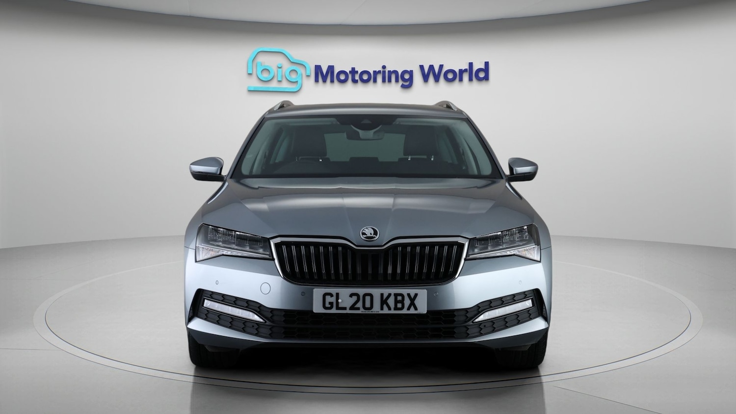 Used Skoda Superb 2020 for sale - 77451339: Photo 2