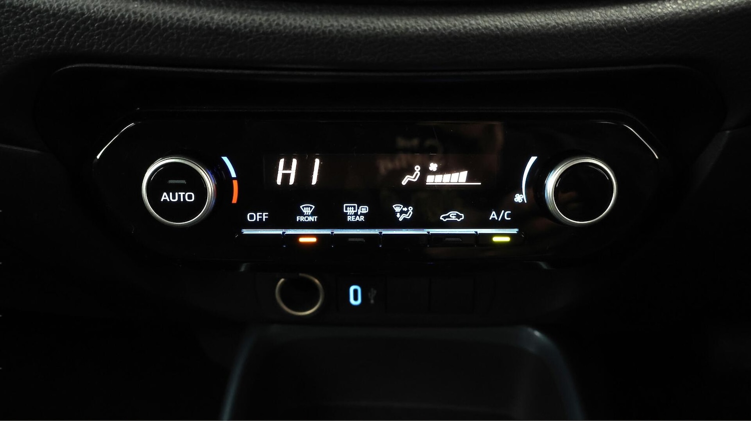 Used Toyota Aygo X 2025 for sale - 76715114: Photo 11