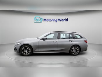 Used BMW 3 Series 2023 for sale - 77728933: Photo