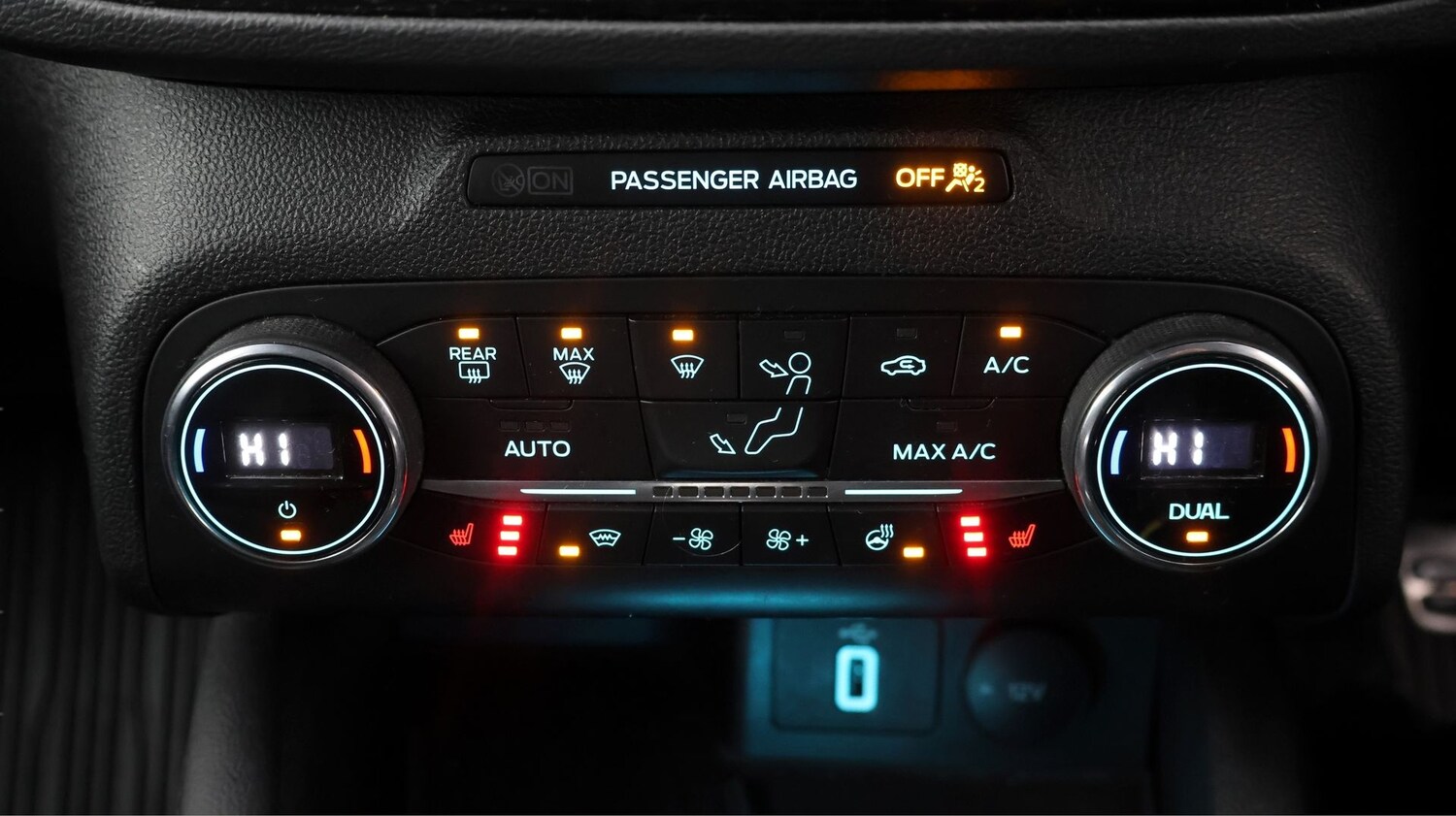 Used Ford Focus 2020 for sale - 77750138: Photo 12