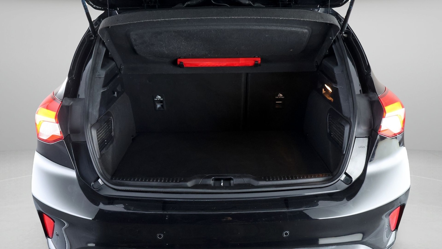 Used Ford Focus 2020 for sale - 77750138: Photo 17